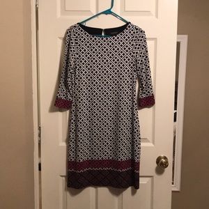 White House Black Market Geo Print Shift Dress